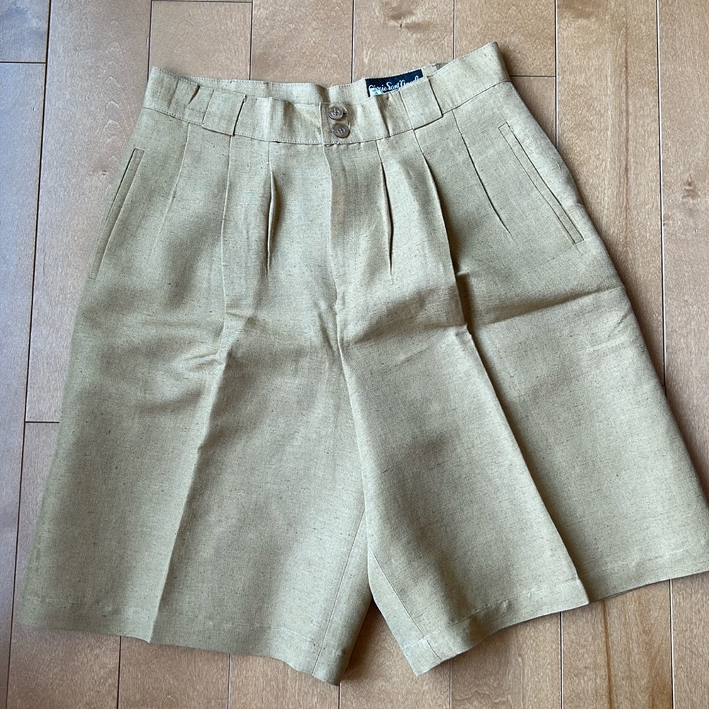 High-Waisted Linen Shorts